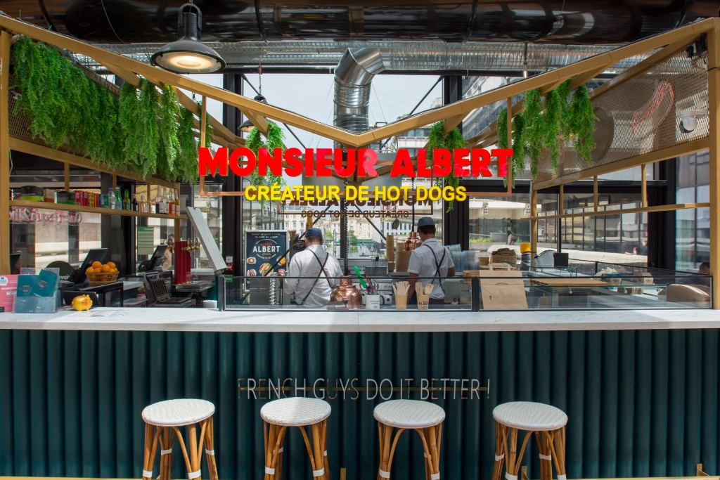 Photo of Restaurant Monsieur Albert in Bordeaux by Herblot Productions to highlight the place and dishes